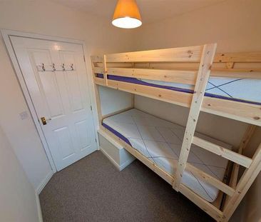 Co-op Lane, Pembroke Dock, SA72 - Photo 4