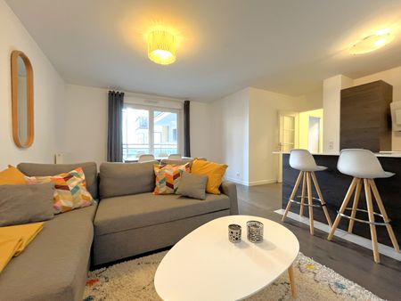 Grand 2 pièces tout équipé CC (chauffage, eau chaude, eau froide) - Photo 3