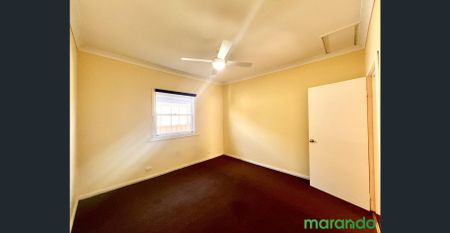 3 BEDROOM PROPERTY WITH WATER BILLS INCLUDED! - Photo 2