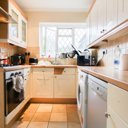 Dunley Drive, New Addington, Croydon, CR0 - Photo 3