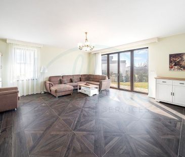 Pronájem domu 244 m² s pozemkem 972 m² - Photo 2
