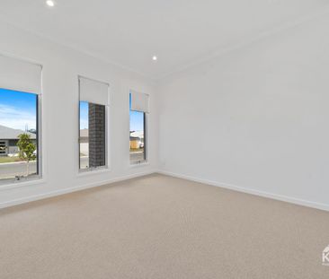 Brand New 4 Bedroom Home with Ducted Air Conditioning & Entertainin... - Photo 5