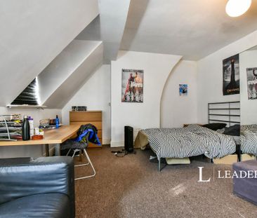 7 bedroom house to rent - Photo 1