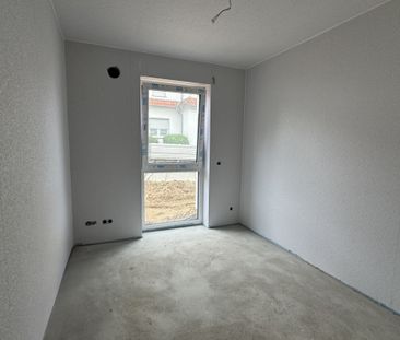 Zentrale 3-Zimmer-Wohnung mit bester Verkehrsanbindung - Foto 2