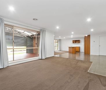 30 Allied Drive, Carrum Downs, Vic 3201 - Photo 4