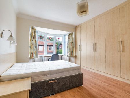 6 bedroom semi-detached house to rent - Photo 4