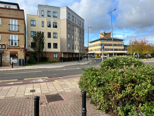 Rectory Lane, Chelmsford - Photo 1