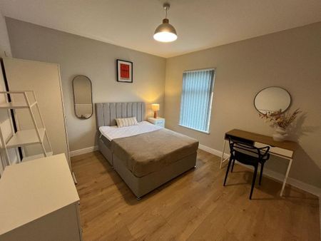2 bedroom terraced house to rent - Photo 5