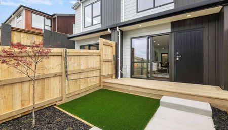 Spacious 2-Bedroom Apartment in Lynfield – $650/week - Photo 3