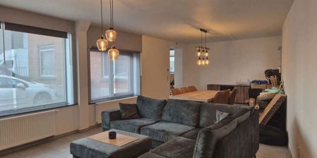 Eengezinswoning te huur in Impe voor € 1.150 met 5 slaapkamers - Photo 2