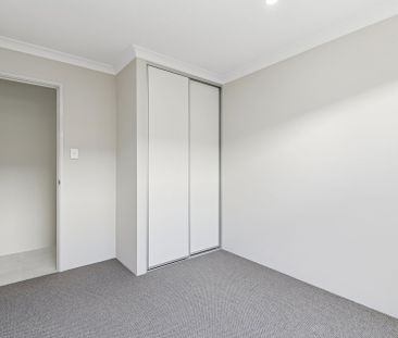 Modern Family Home in the Heart of Brabham - Convenience at Your Do... - Photo 1