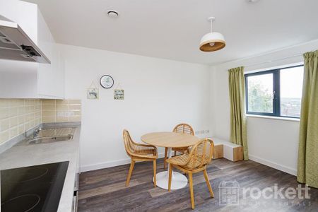 2 bedroom apartment to rent - Photo 2