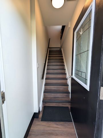 For Lease - 2394 25 SIDE Road Unit# 2, Innisfil, Ontario - Photo 4