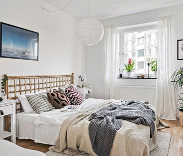 Tamburingatan, Västra Frölunda - Photo 2