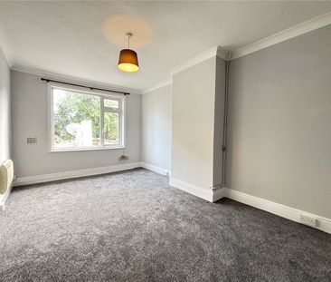 2 bedroom apartment to rent Burgess Road, Southampton, SO16 - Photo 3