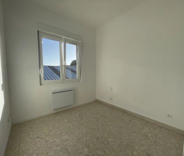 Location Appartement 1 pièces 19 m2 à Saint-Quentin - Photo 4