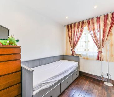 5 bedroom semi-detached house to rent - Photo 5