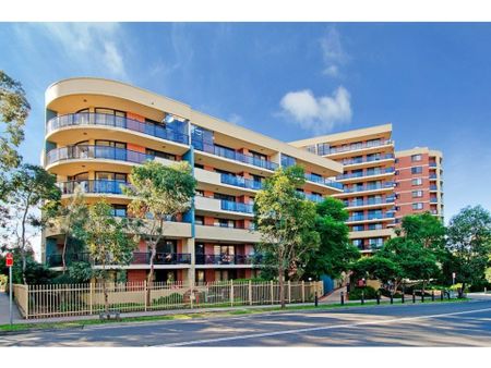 Convenient Lifestyle - Photo 3