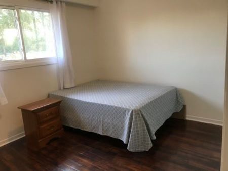 For Lease - 83 Purpledusk Trail, Toronto, Ontario - Photo 3