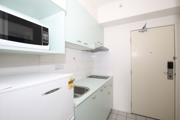 701/488 Swanston Street, Carlton VIC 3053 - Photo 1