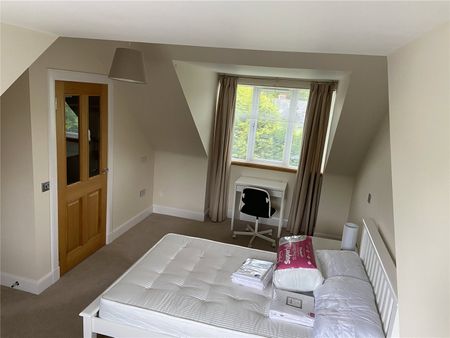 6 bedroom semi-detached house to rent - Photo 3