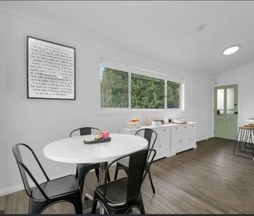 Spacious Family Home in a Convenient Campbelltown Location - Photo 3