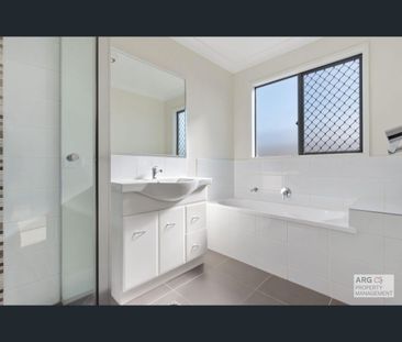 5A VICTOR STREET, Collingwood Park, Qld 4301 - Photo 2