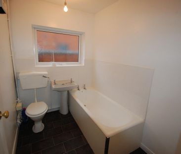 3 bedroom bungalow to rent - Photo 5