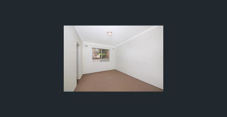 Sit back and relax, this fantastic unit is just what you have been waiting for! - Photo 4