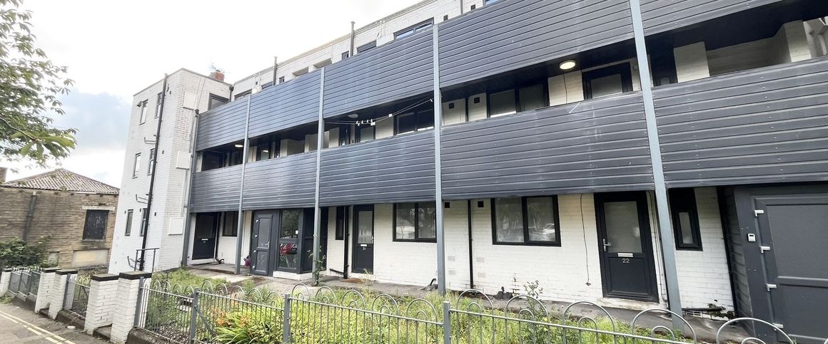 West Parade Flats, Halifax - Photo 1