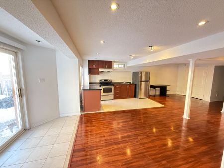 For Lease - 68 Redstone Road Unit# Lower, Richmond Hill, Ontario - Photo 4
