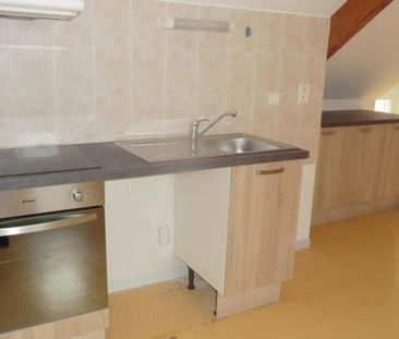 Location Appartement 2 pièces 45m² BRIVE LA GAILLARDE 19100 - Photo 2