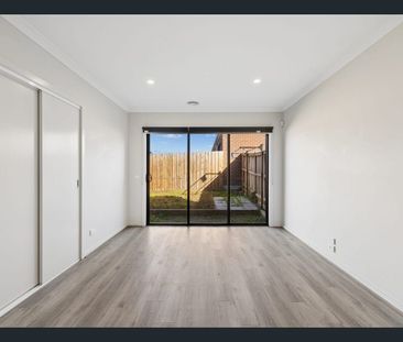 Properly Managed I Modern Three-Bedroom Home in the Heart of Manor ... - Photo 1