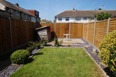 2 bedroom semi-detached house to rent - Photo 4