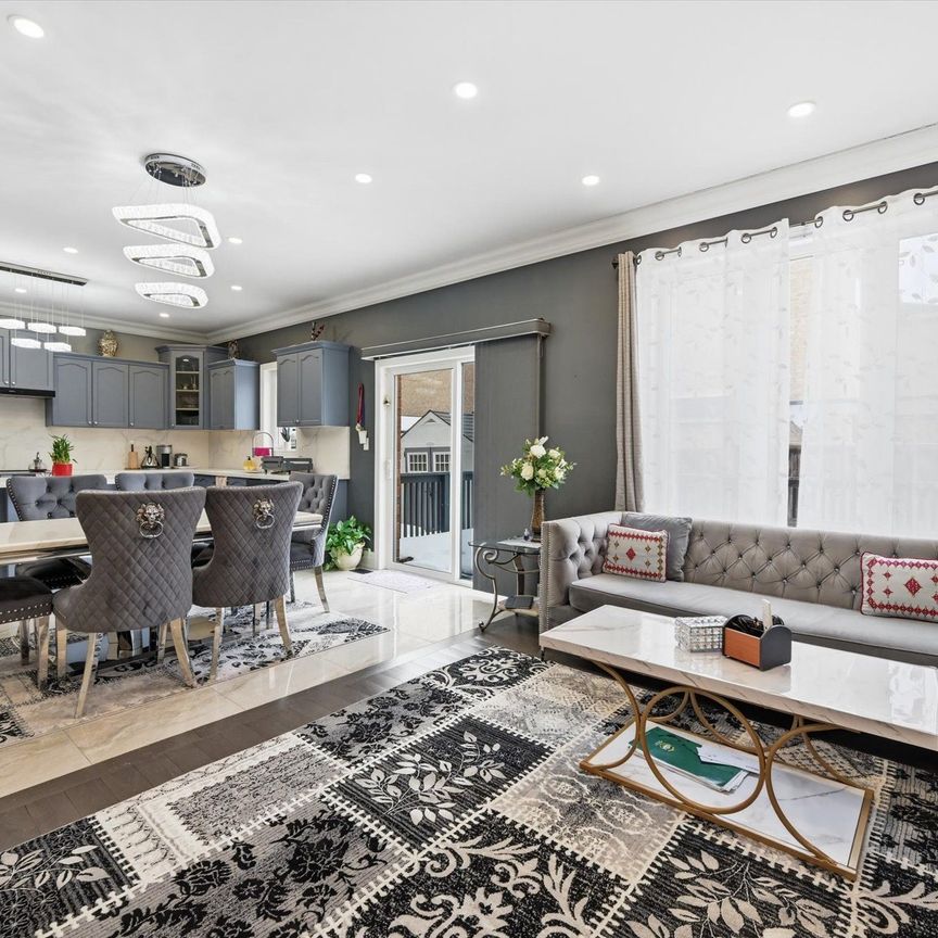 For Lease - 456 Valridge Drive, Hamilton, Ontario - Photo 1