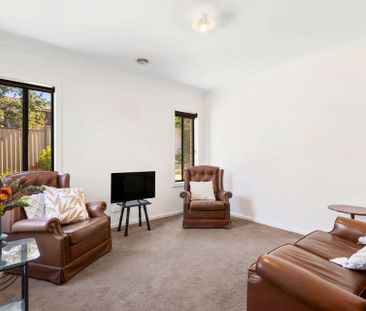2 Rushden Close, Bell Post Hill - Photo 1