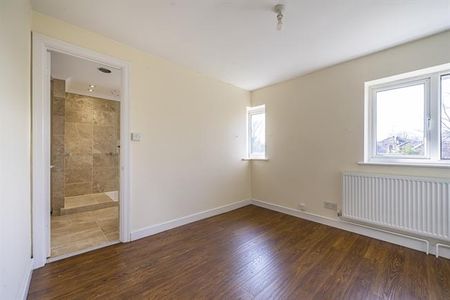 5 bedroom detached house to rent - Photo 5