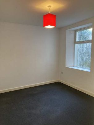 Two Bedroom, Windmill Terrace, St Thomas, Swansea. - Photo 1