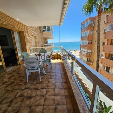 Alquiler de piso en Paseo Marítimo Rey de España - Photo 1