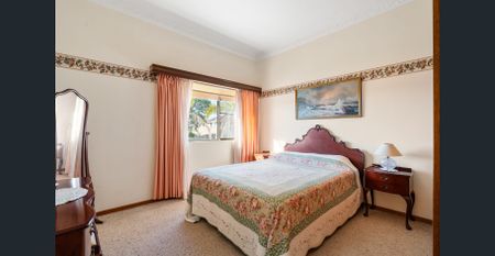 Spacious Home in a Convenient Location - Photo 3