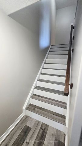 For Lease - 43 Shephard Avenue, New Tecumseth, Ontario - Photo 2