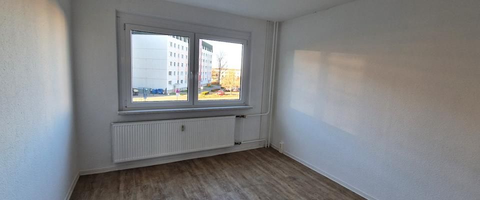 Einziehen und Wohlfühlen - helle 2-Zimmer-Wohnung im 1. Obergeschoss - Foto 1