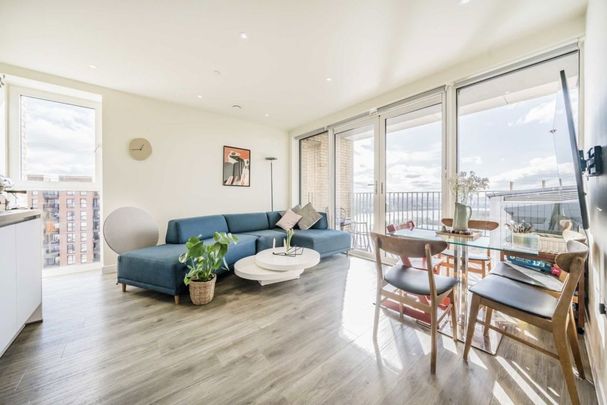 Moorhen Drive, NW9, London - Photo 1
