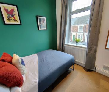 Hotspur Street Room 3 - Photo 1