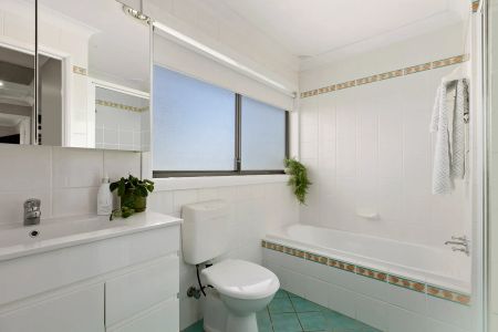 Peaceful Family Retreat with Stunning Views! - Photo 5