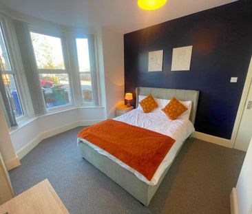 1 bedroom in a house share to rent - Photo 2