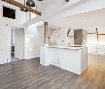 2 bedroom penthouse to rent - Photo 1