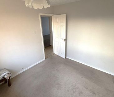 2 bedroom maisonette to rent - Photo 2