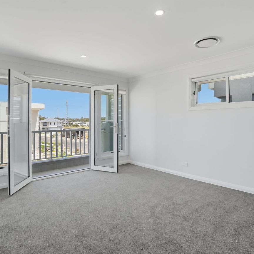 Near New Stunning home - Photo 1