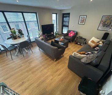 Apt 12, 1 Sussex Place, Belfast, BT2 8AL - Photo 2